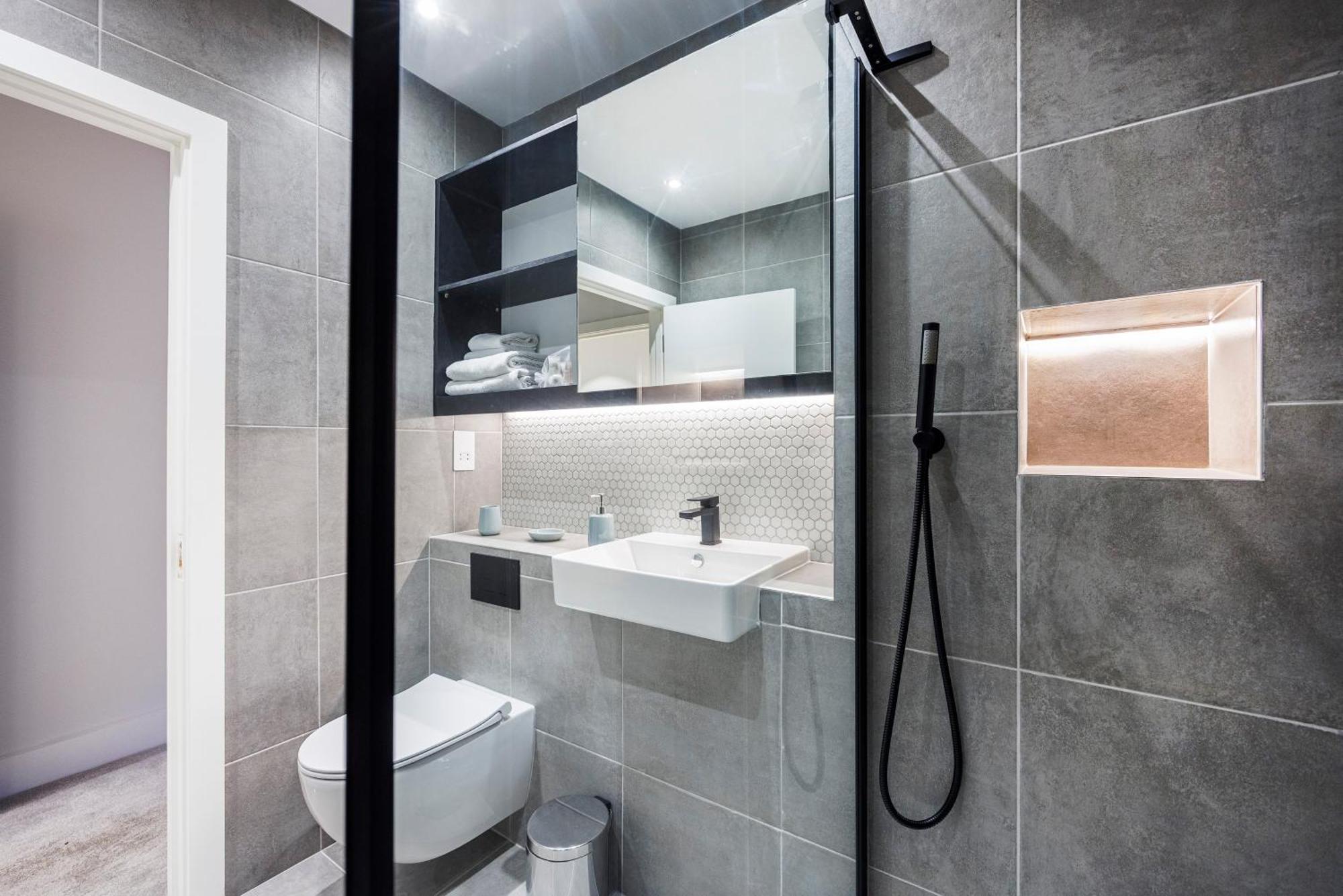Luxury Spacious 2 Bed Apartment, - Sk Appartement Londres